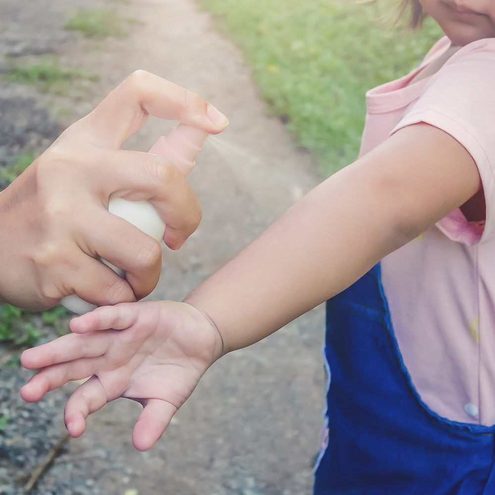 ママ アクア シャボン UVスプレー フラワーアロマの香り（23s） 120g